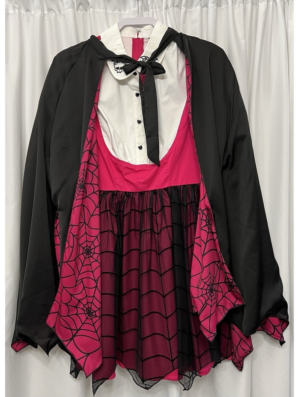 Hot Topic Monster High Draculaura Cosplay Adult Costume &Cape Black Pink S/M New